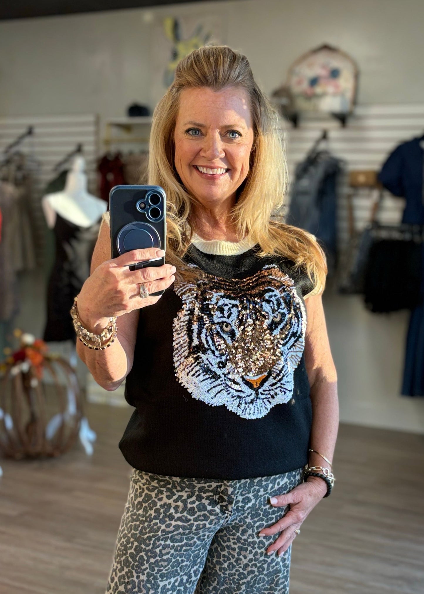 Big Mike Sweater Vest - Black