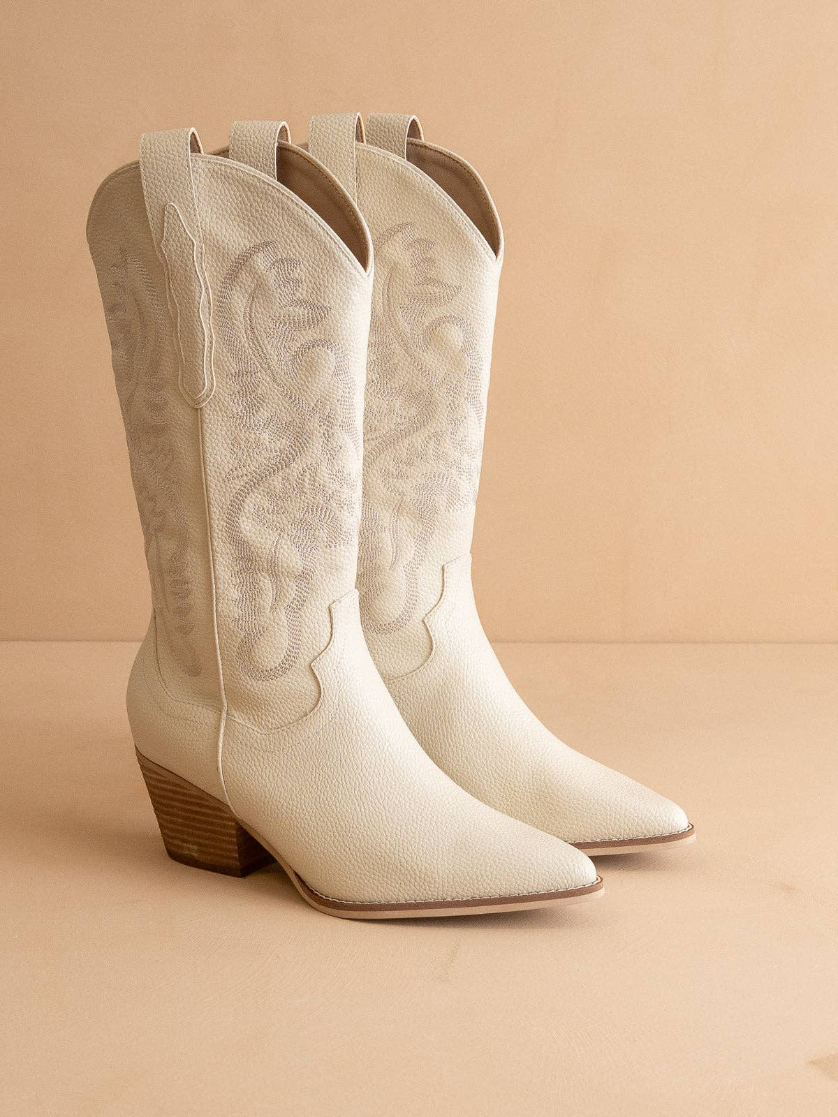 Daisy Duke- White Western Boot
