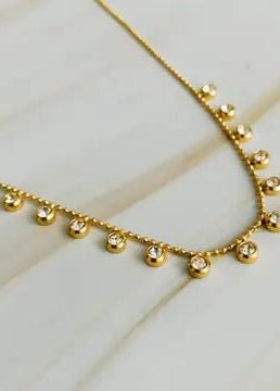 Point Your Beauty Out Necklace - ElleBoutiqueZachary
