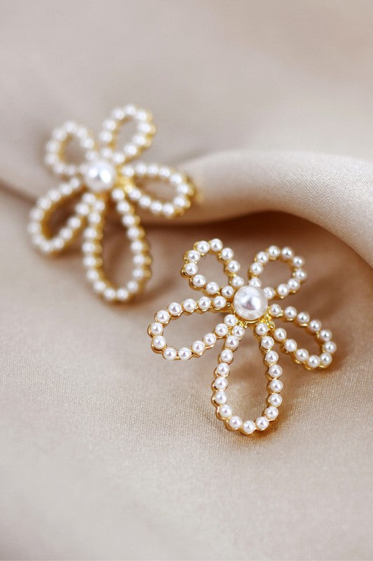 Pearl Flower Stud Earrings