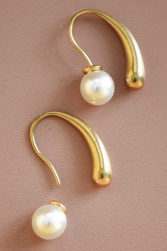 Teardrop Pearl Earrings