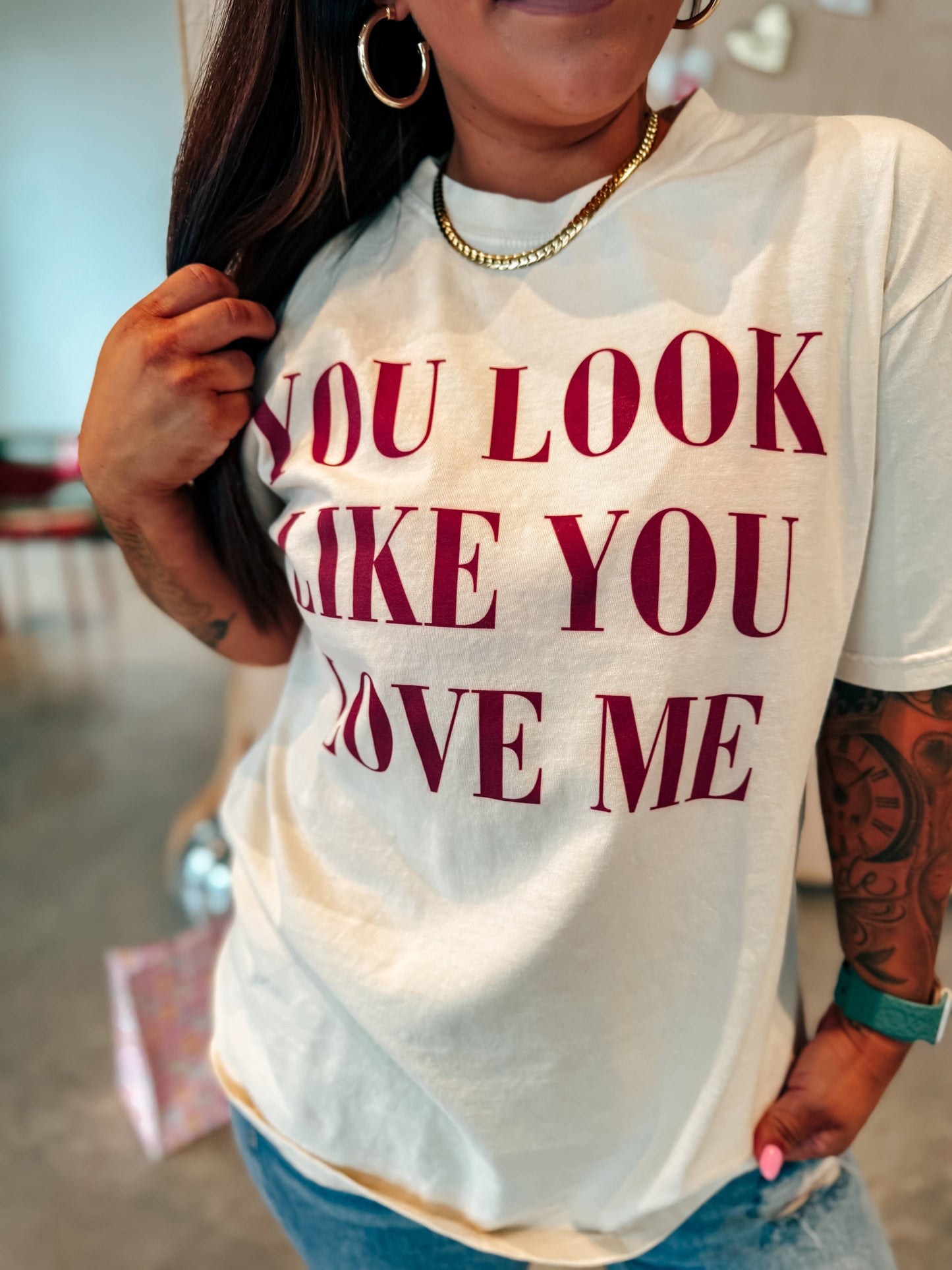 Love me graphic tee