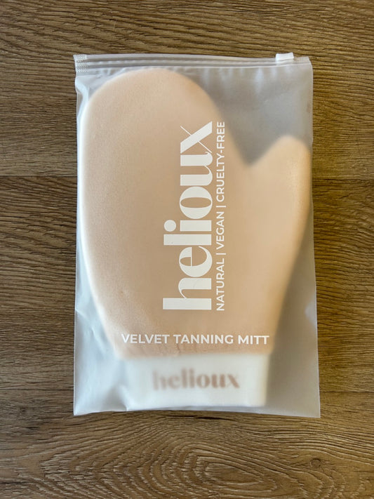 Helioux Self Tanner Mitt