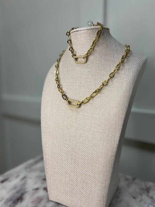 CZ Pave Oval Paper Clip Necklace : Necklace