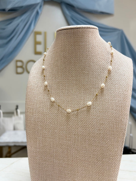 Ashley Freshwater pearl Necklace