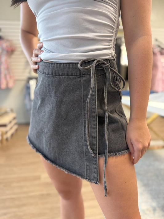 Nesta Denim Skort - black
