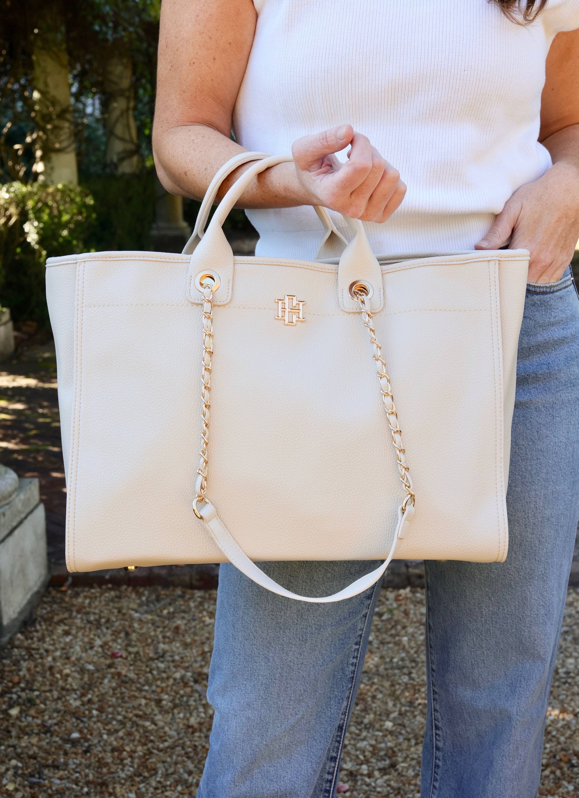 caroline hill cream tote bag gold chain strap