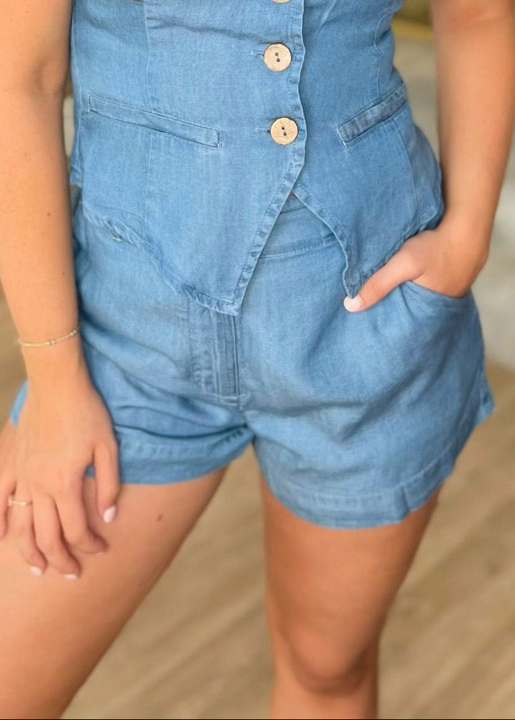 Coastal Chambray Shorts - ElleBoutiqueZachary