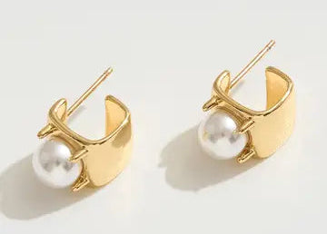 Pearl Accent Huggie Earrings: Gold