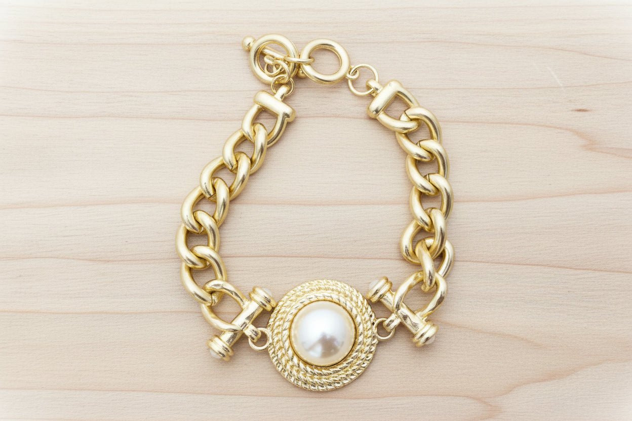 Golden Grace Pearl Bracelet - ElleBoutiqueZachary