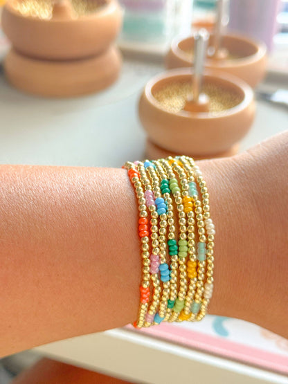 Jenna Bracelet: Pearl White & Gold Beaded / M - 7" - ElleBoutiqueZachary