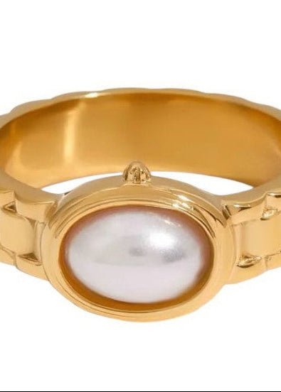 Oval Pearl Ring - ElleBoutiqueZachary