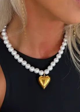PEARL HEART NECKLACE - ElleBoutiqueZachary