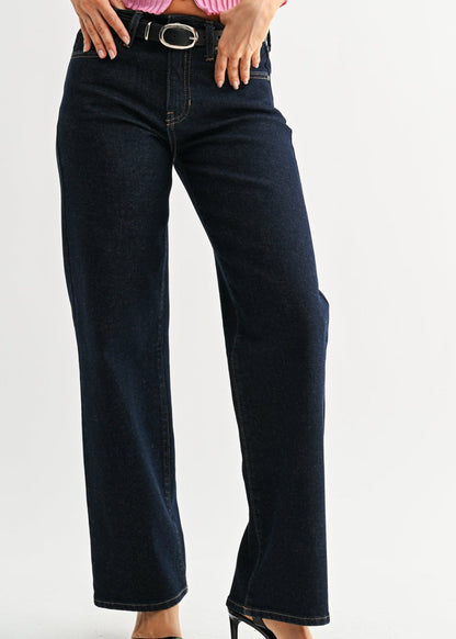 Robbie Jeans - Mid Rise, Straight Leg - ElleBoutiqueZachary