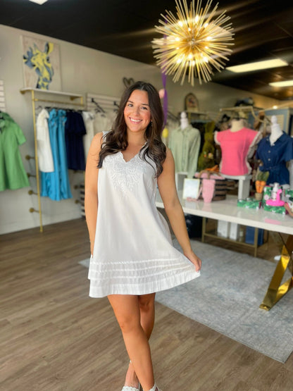 Sweet Ella Shift Dress - ElleBoutiqueZachary